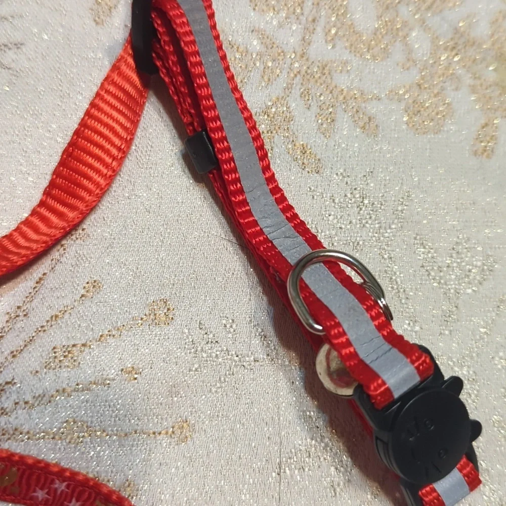 Red moons and stars reflective kitten cat leash harness collar